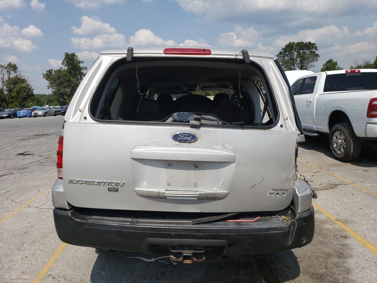 2004 Ford Expedition Xlt - Фото 6