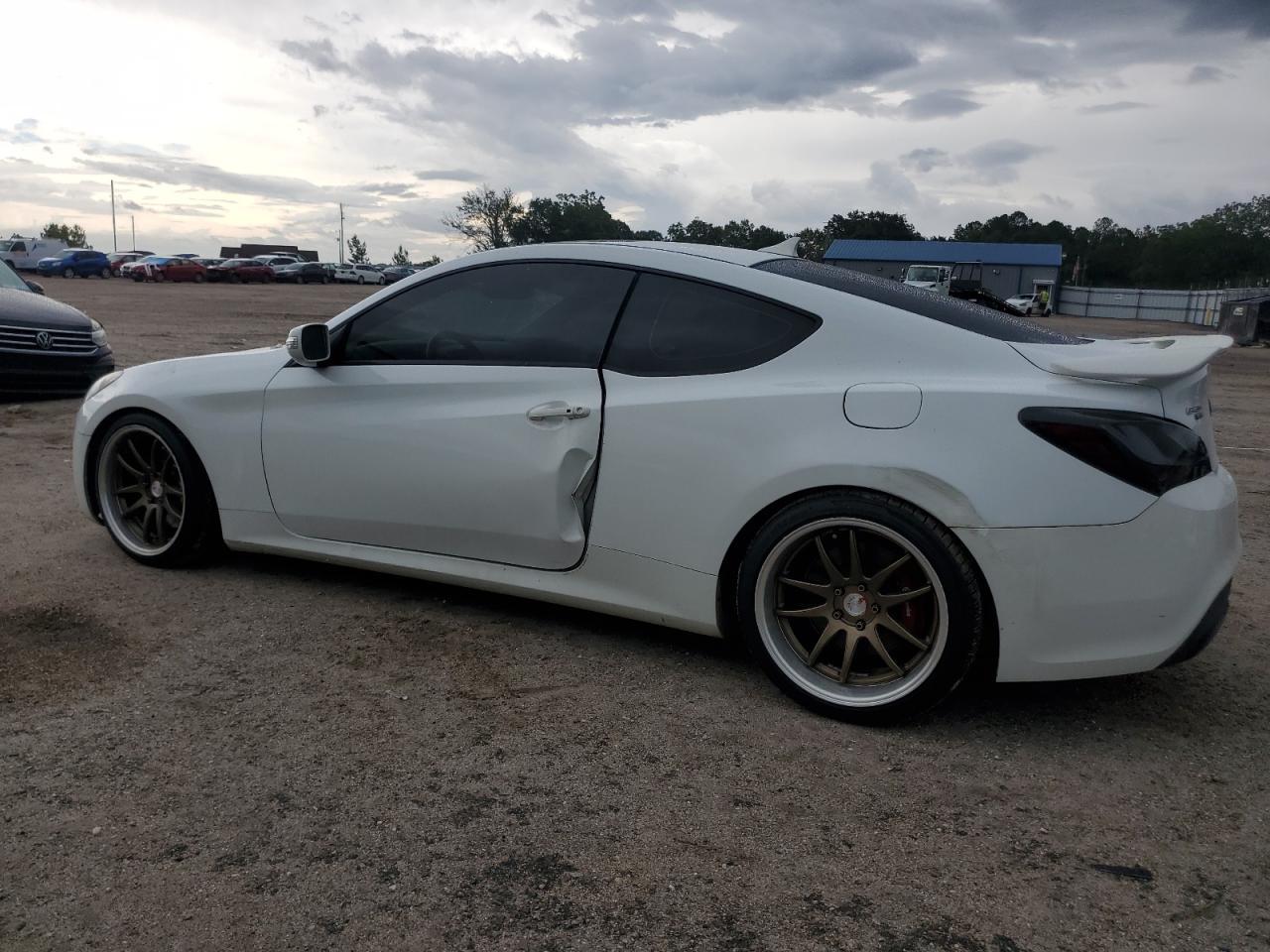 2011 Hyundai Genesis Coupe 3.8L - Фото 2