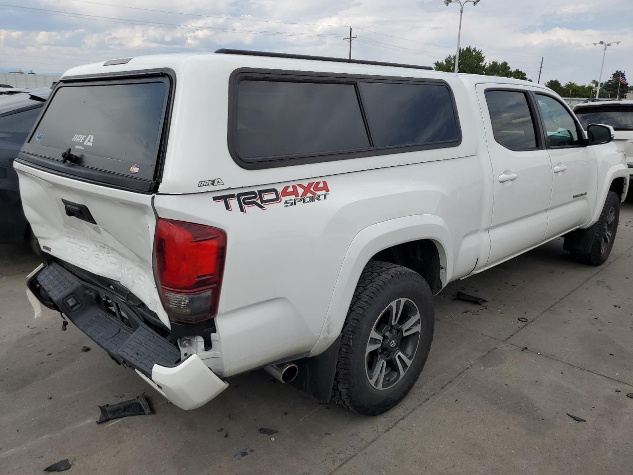 2018 Toyota Tacoma Double Cab - Image 3