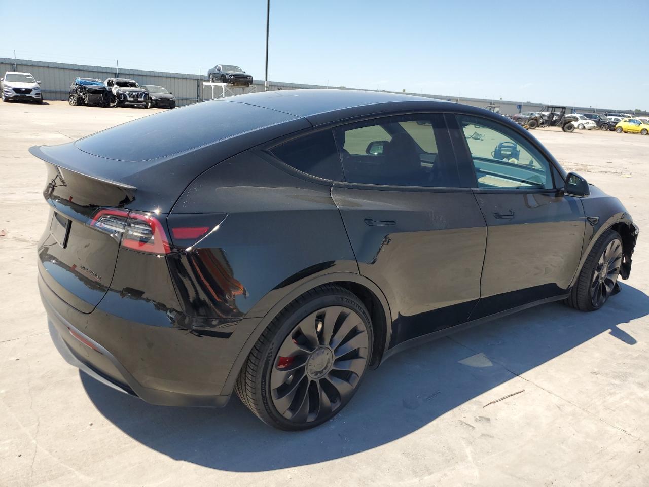 2023 Tesla Model Y - Фото 3