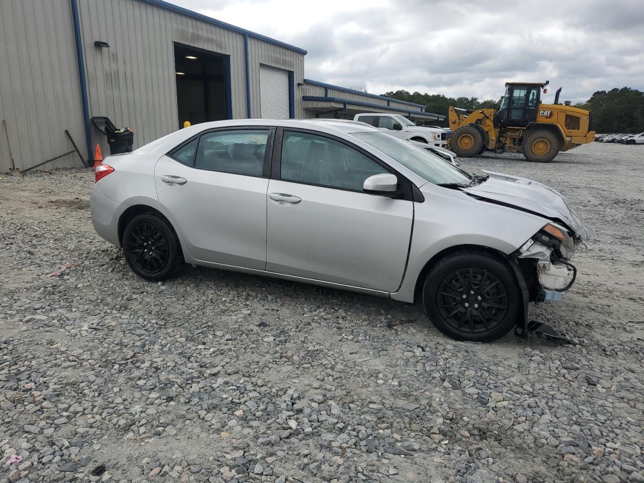 2015 Toyota Corolla L - Фото 4