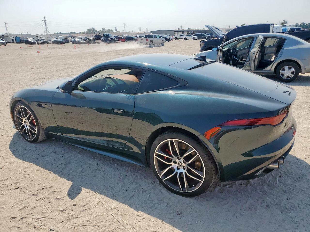 2024 Jaguar F-Type R Dynamic - Image 2