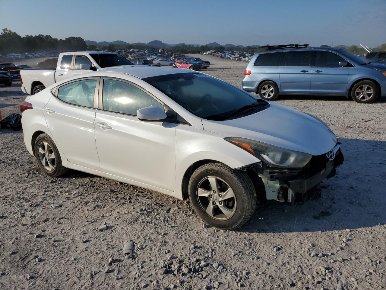 2015 Hyundai Elantra Se - Фото 4