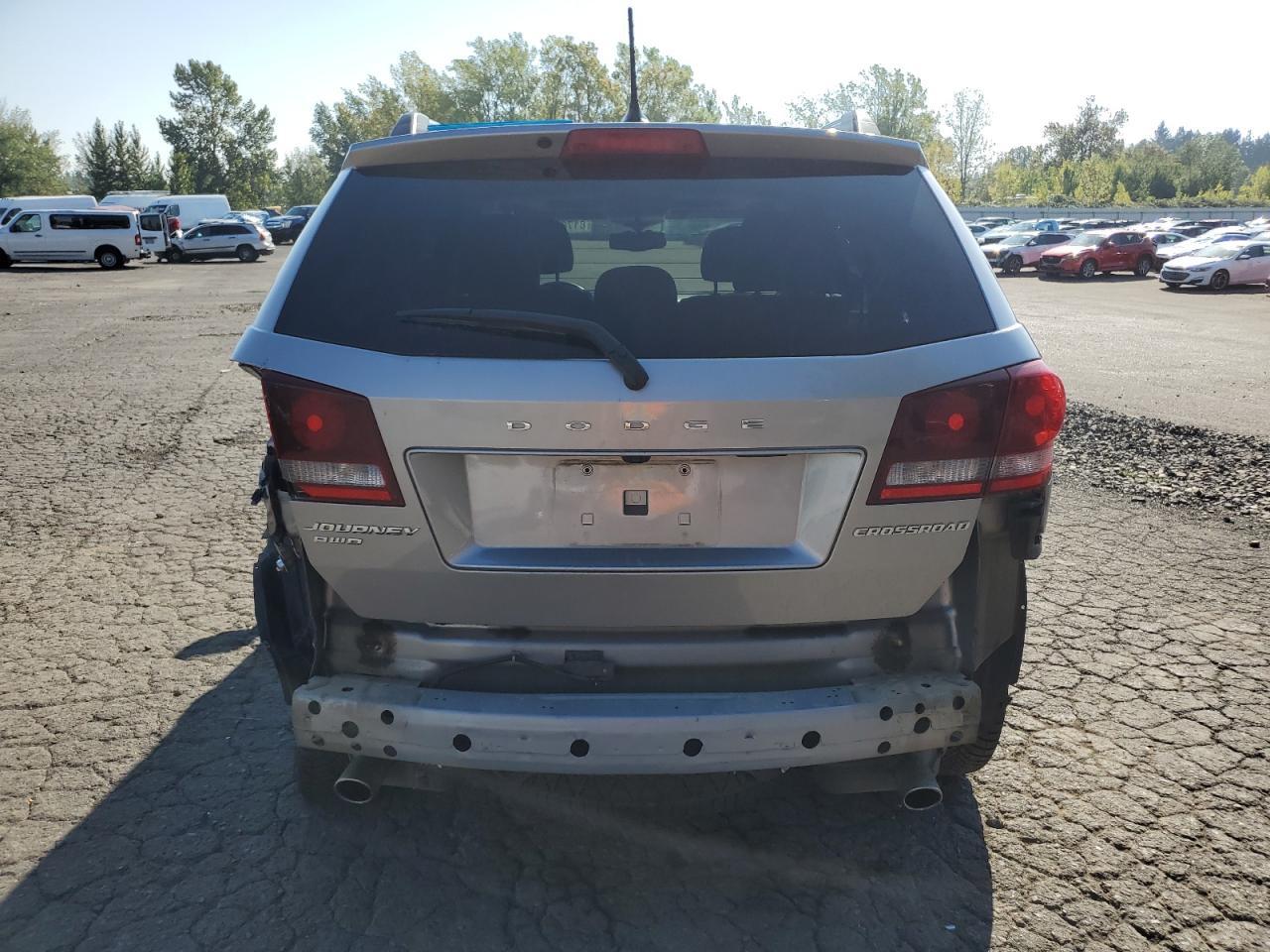 2016 Dodge Journey Crossroad - Image 6