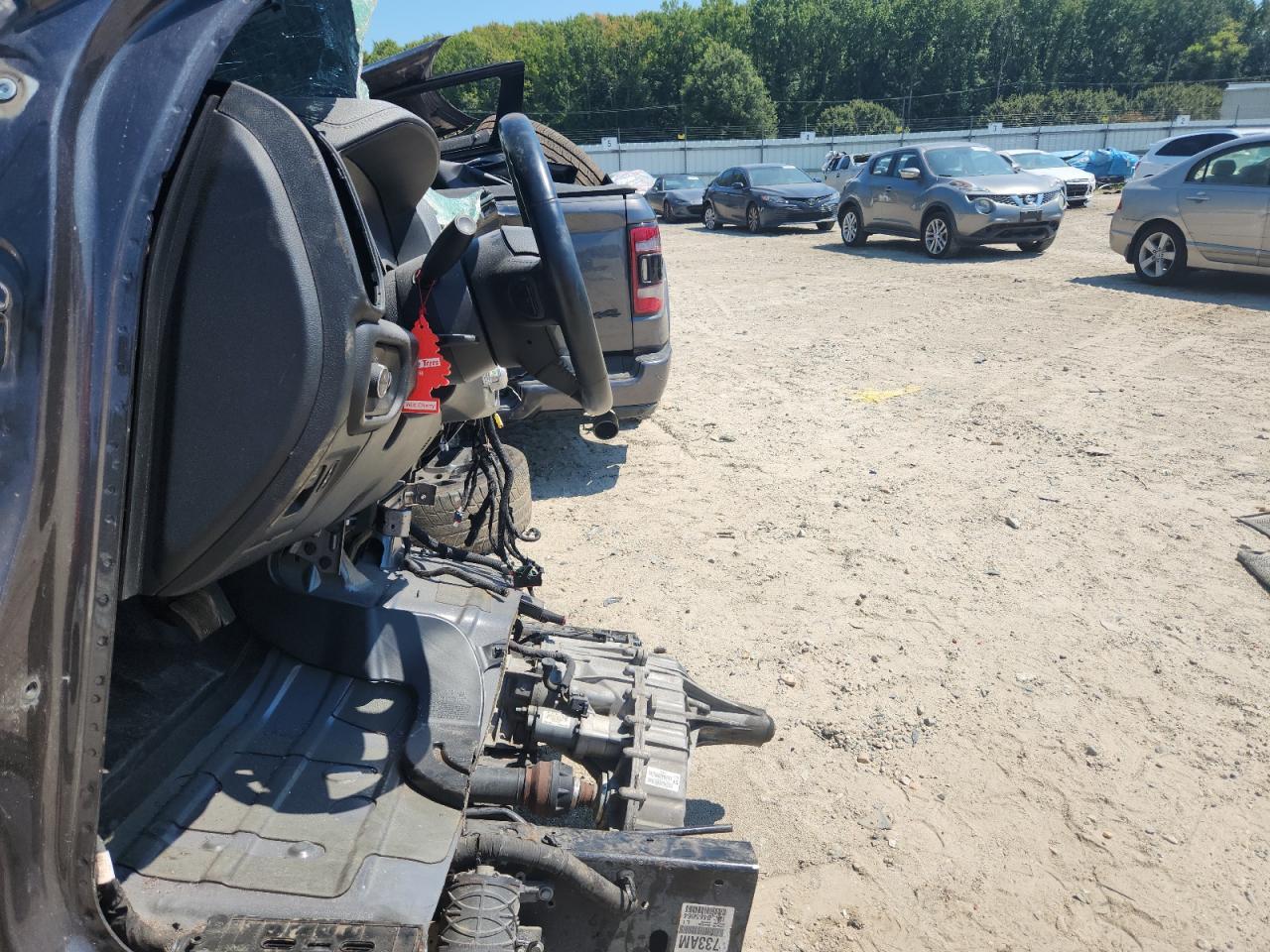 2021 Ram 1500 Laramie - Фото 7