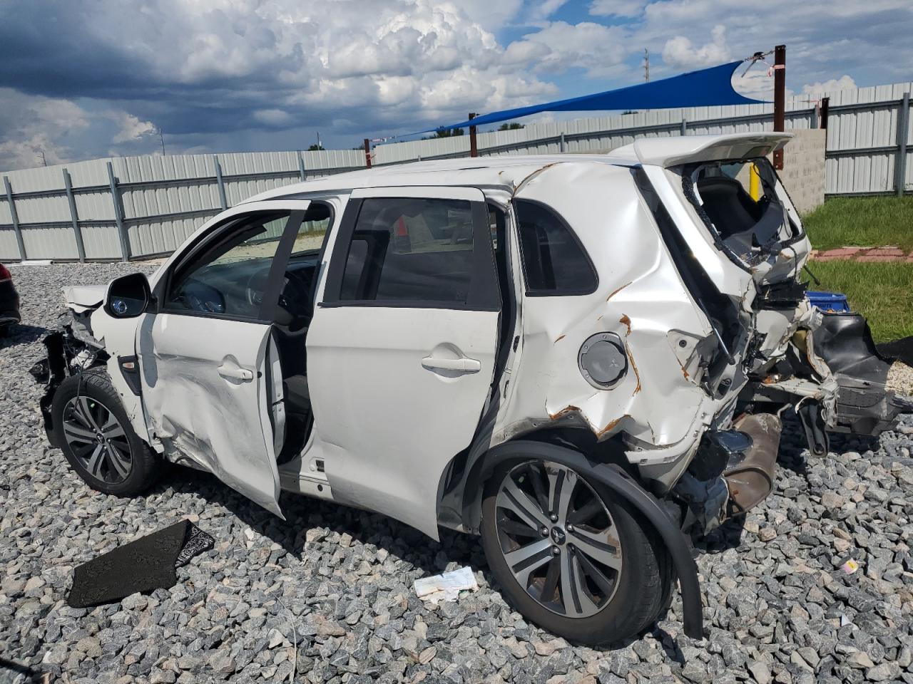 2021 Mitsubishi Outlander Sport Es - Фото 2