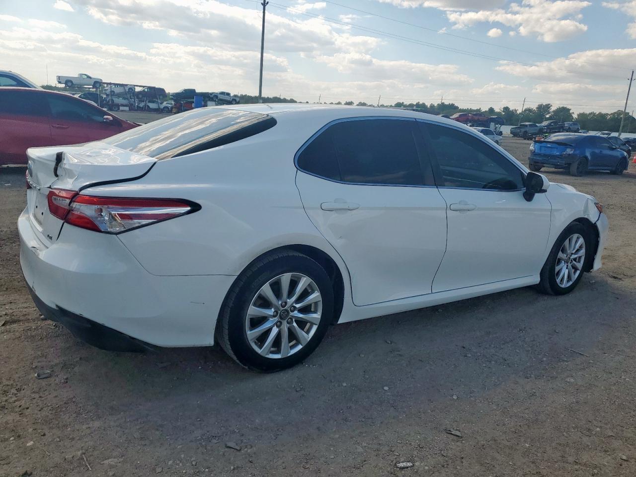 2018 Toyota Camry L - Image 3