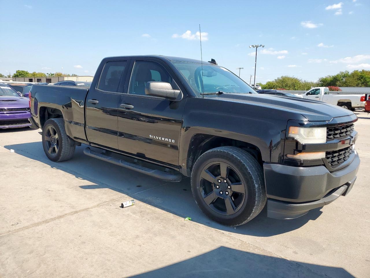 2016 Chevrolet Silverado C1500 - Image 4