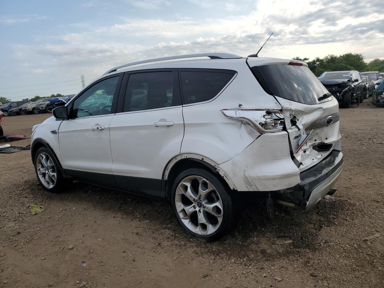 2014 Ford Escape Titanium - Фото 2