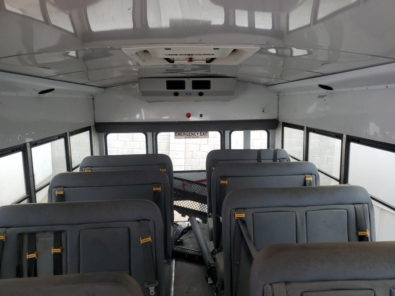 2010 Collins Bantam E350 - School Bus - Фото 5