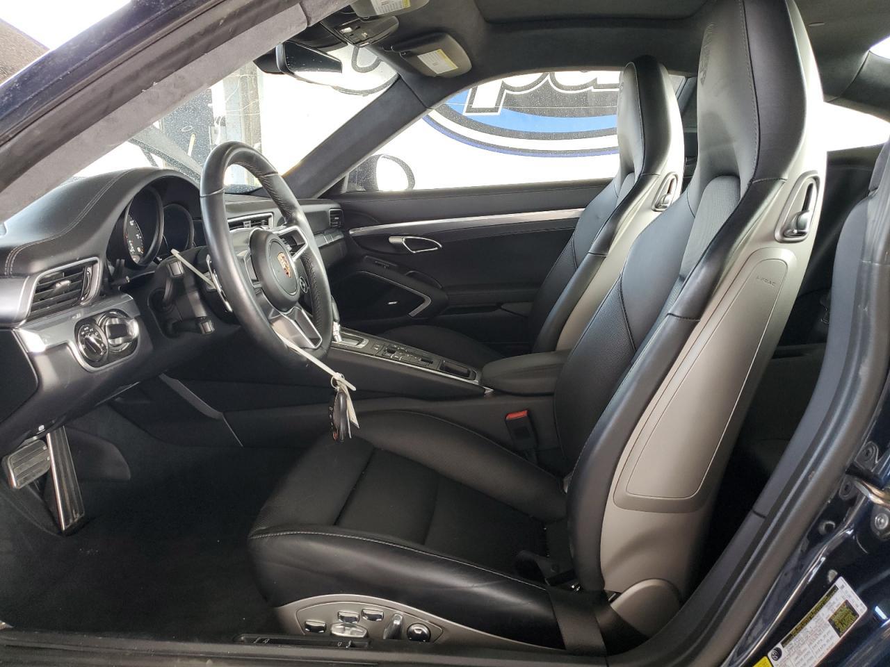 2017 Porsche 911 Carrera - Image 7