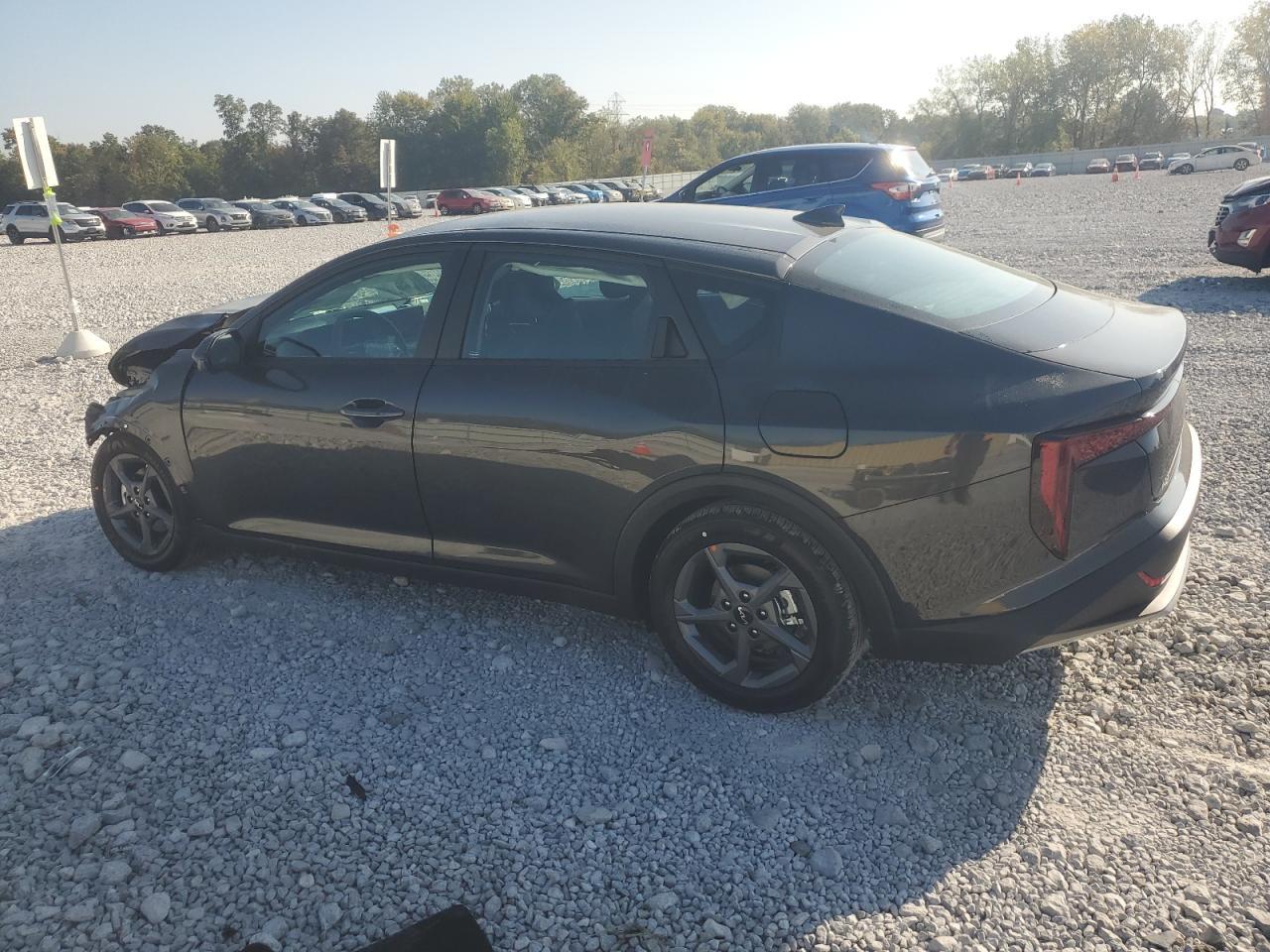 2025 Kia K4 Lx - Image 2