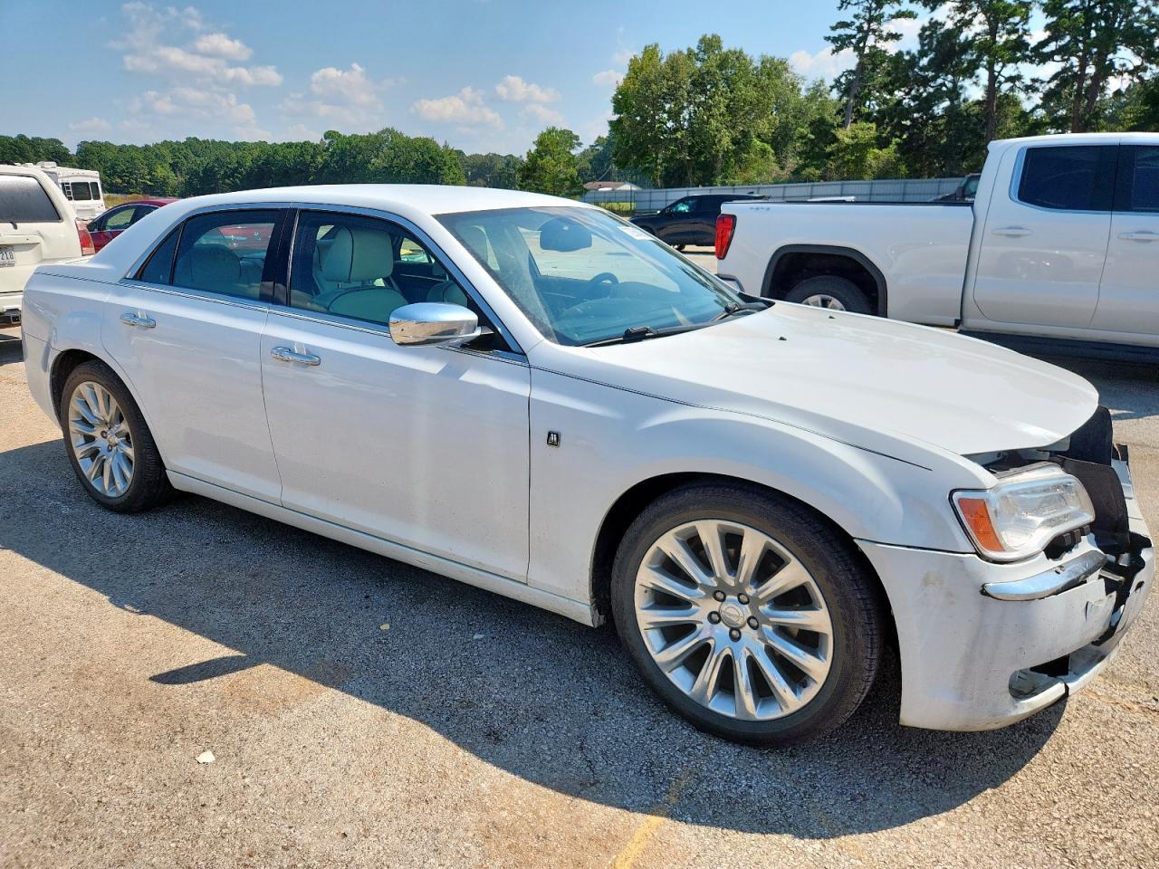 2013 Chrysler 300 - Фото 4
