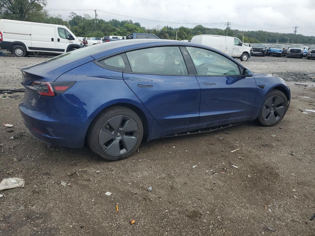 2021 Tesla Model 3 - Фото 3