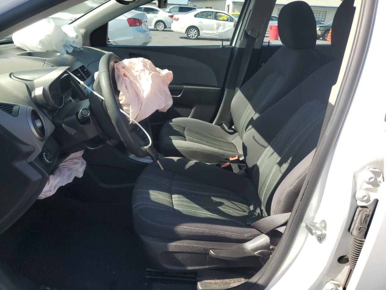 2015 Chevrolet Sonic Lt - Image 7
