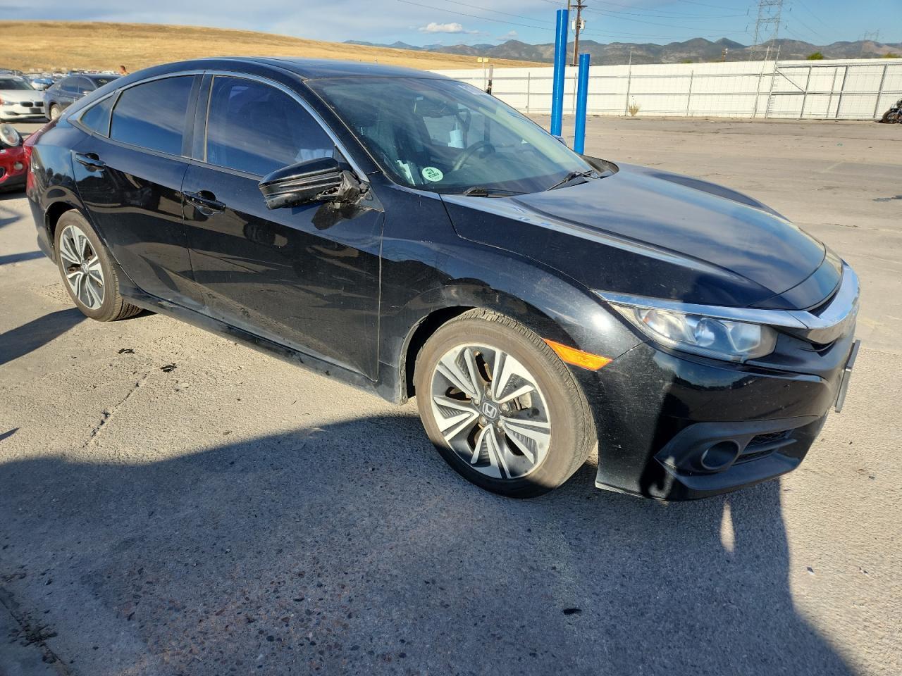 2016 Honda Civic Exl - Image 4