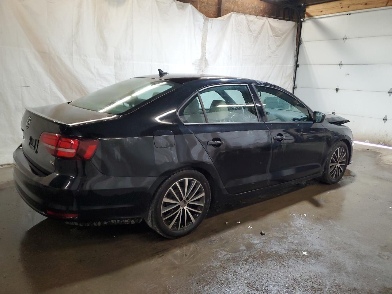 2016 Volkswagen Jetta Sport - Фото 3