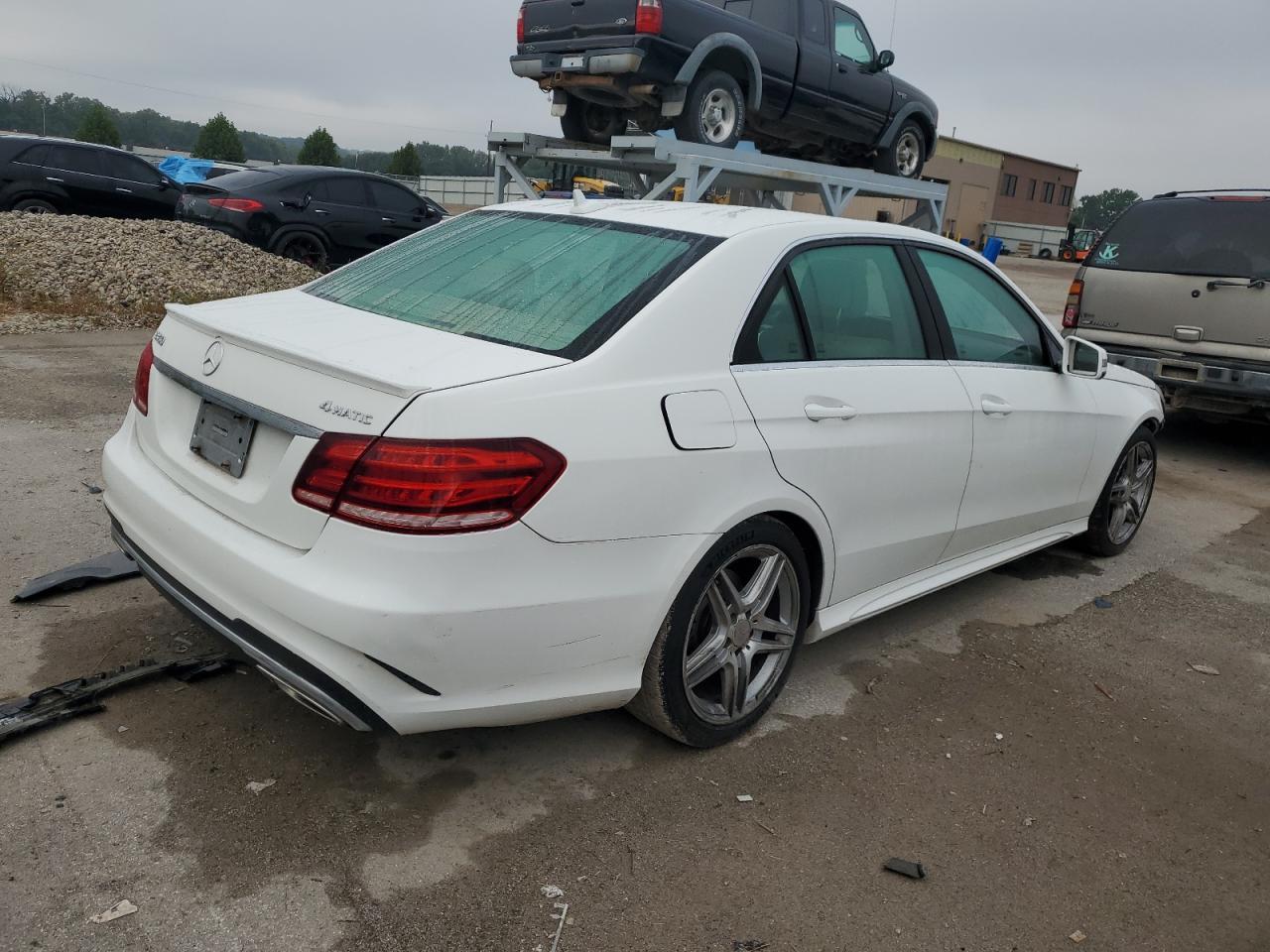 2014 Mercedes-Benz E 350 4Matic - Фото 3