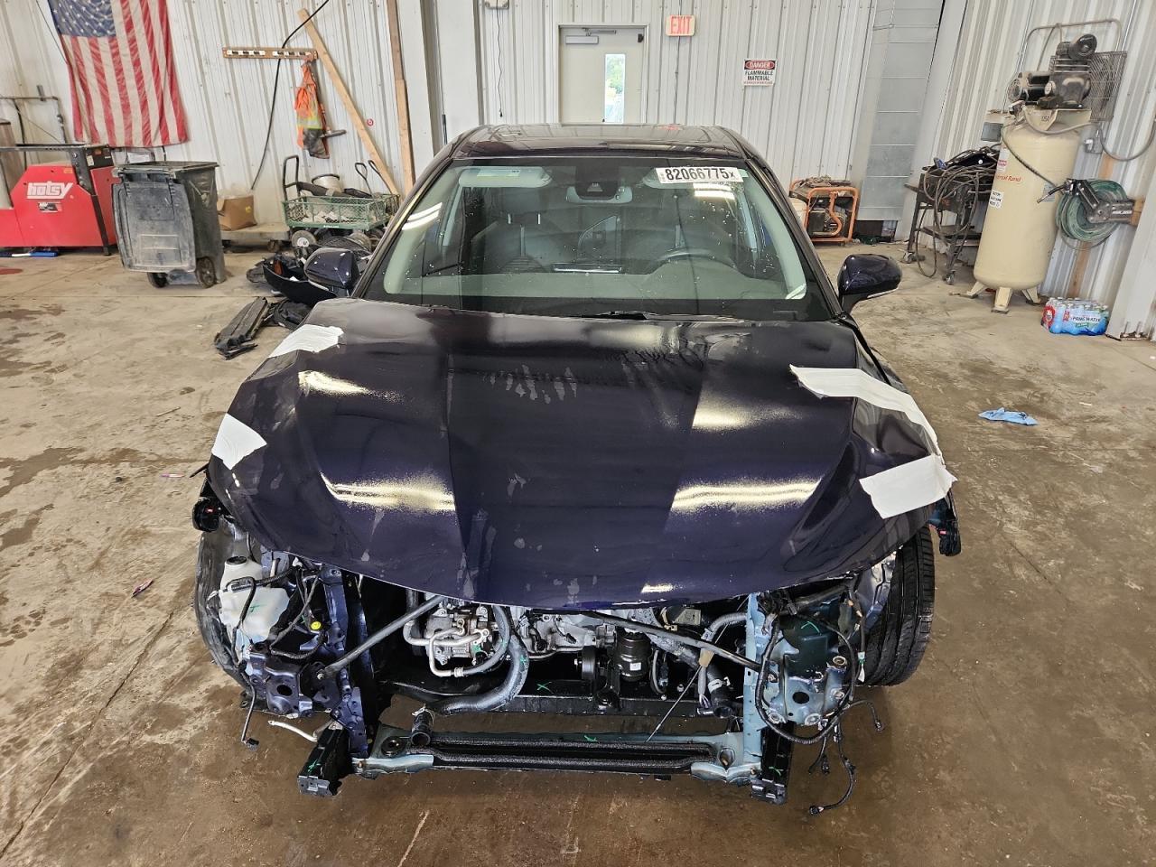 2022 Toyota Camry Se - Image 5