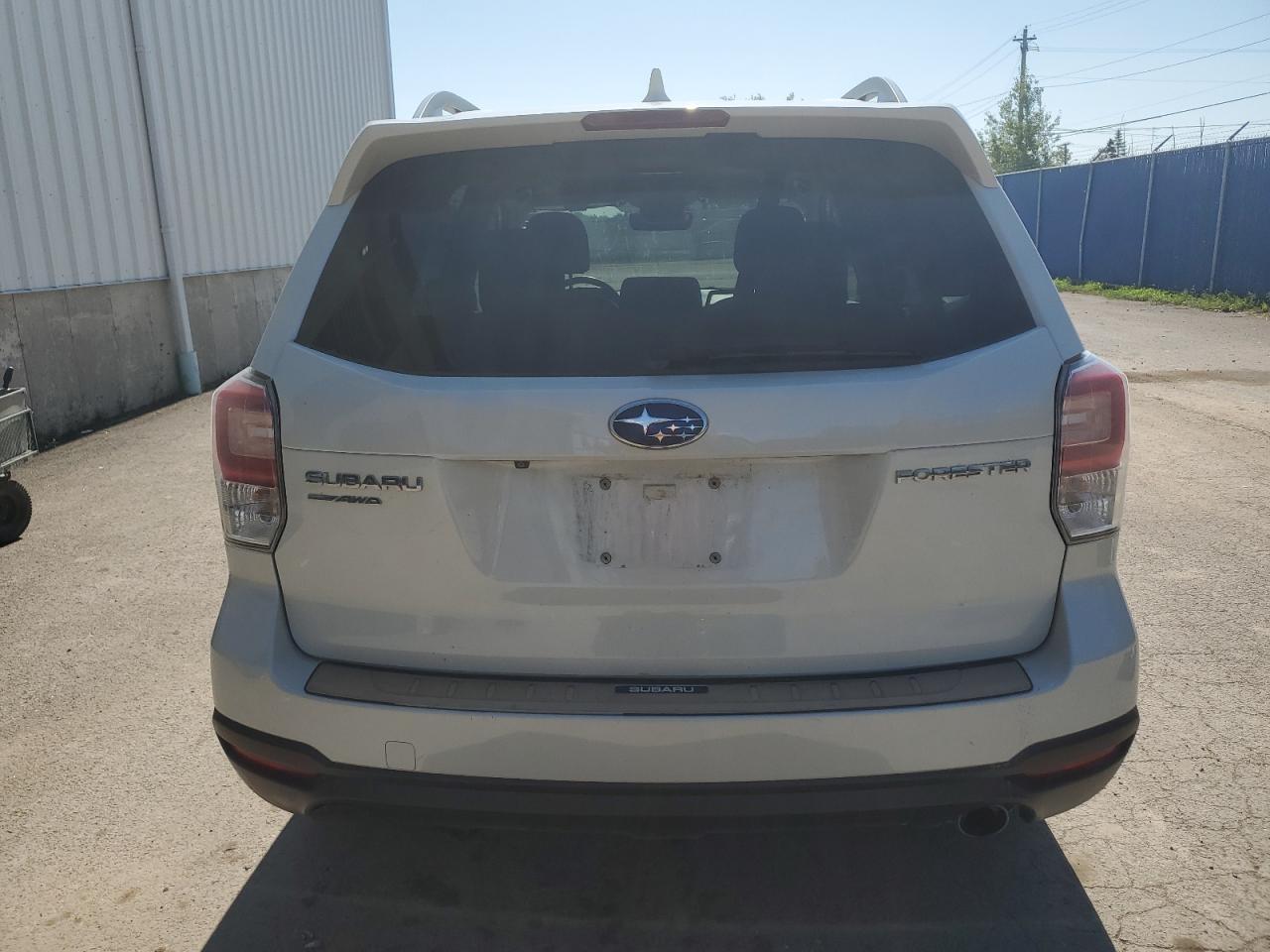 2018 Subaru Forester 2.5I Touring - Image 6