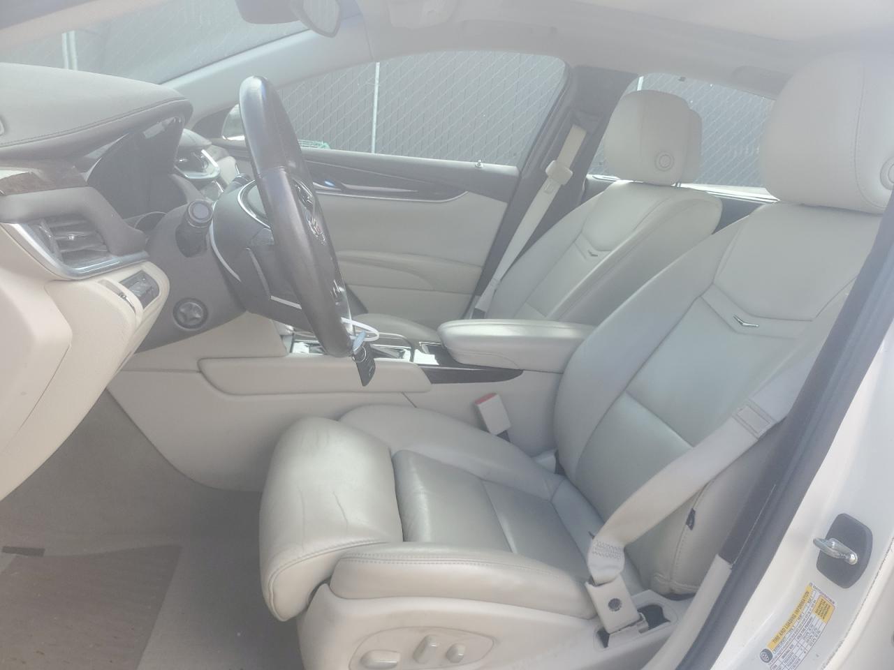 2013 Cadillac Xts Premium Collection - Image 7