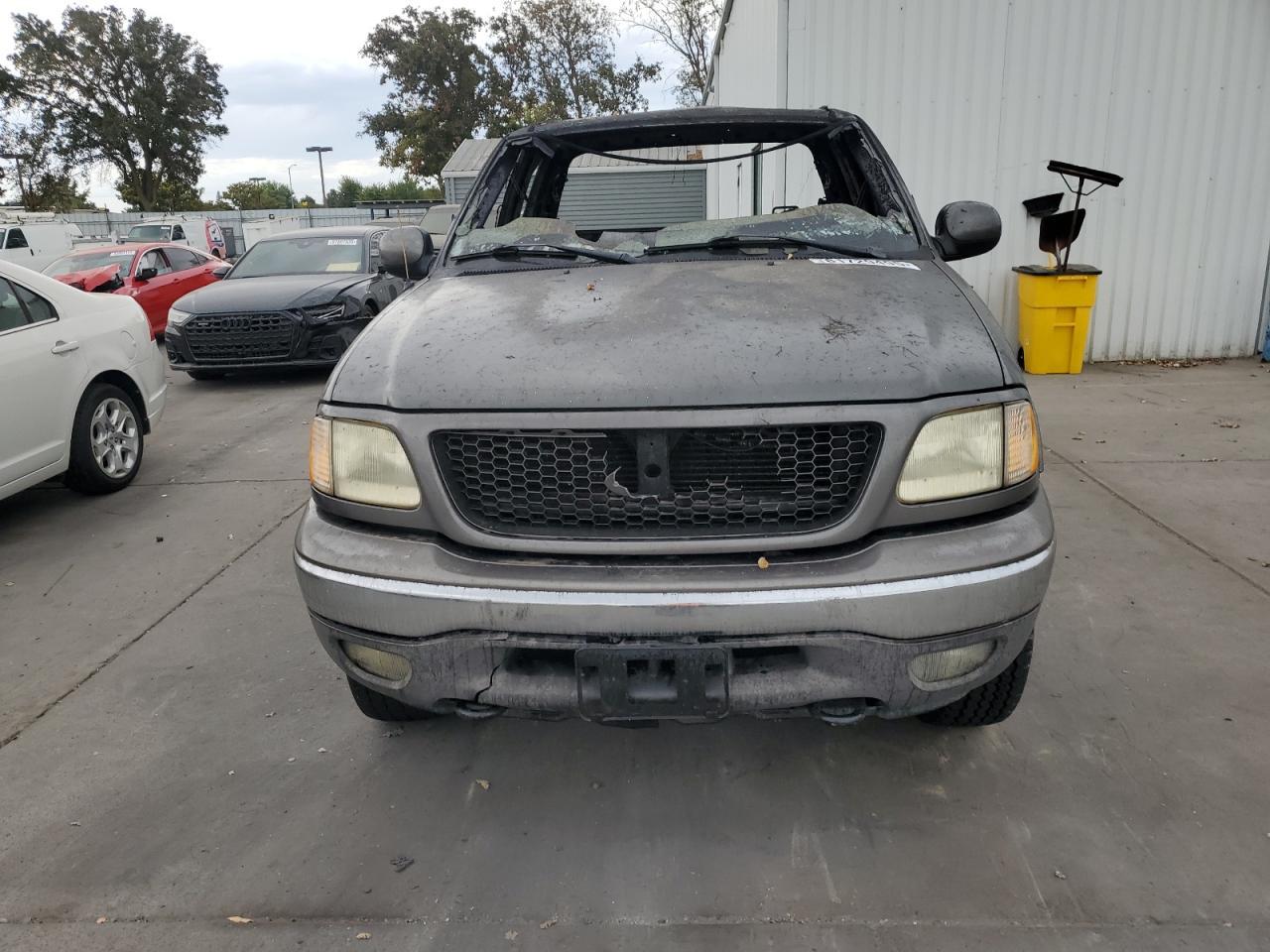 2002 Ford F150 - Image 5