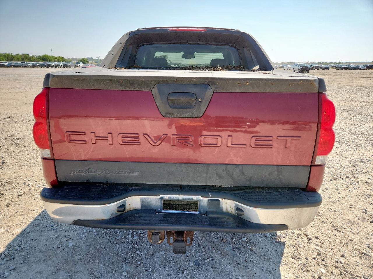 2005 Chevrolet Avalanche K1500 - Image 6