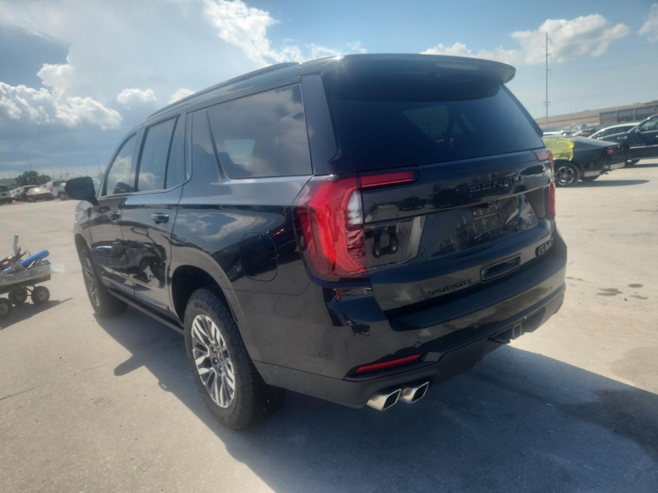 2025 GMC Yukon Denali - Image 2