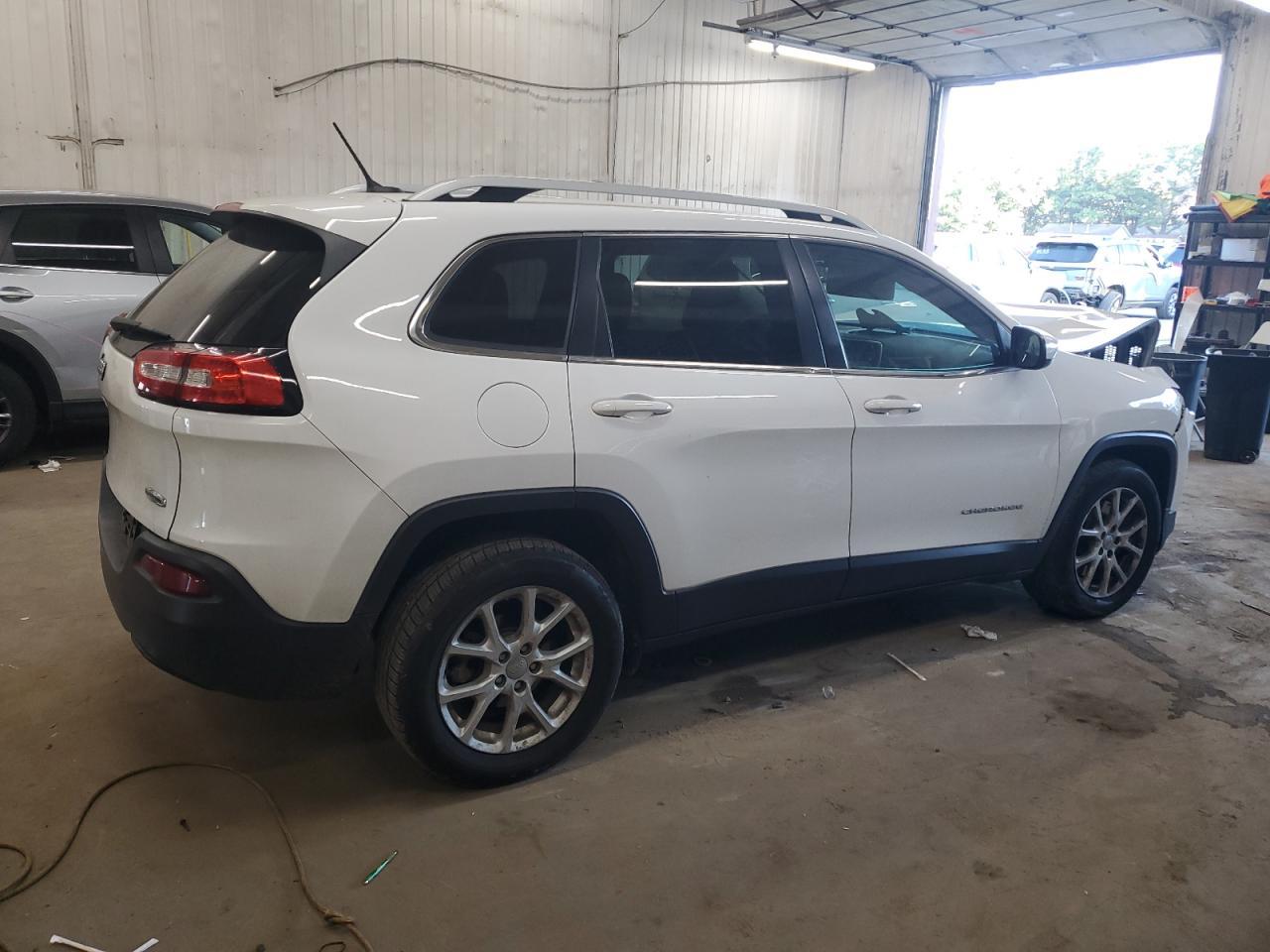 2018 Jeep Cherokee Latitude - Фото 3
