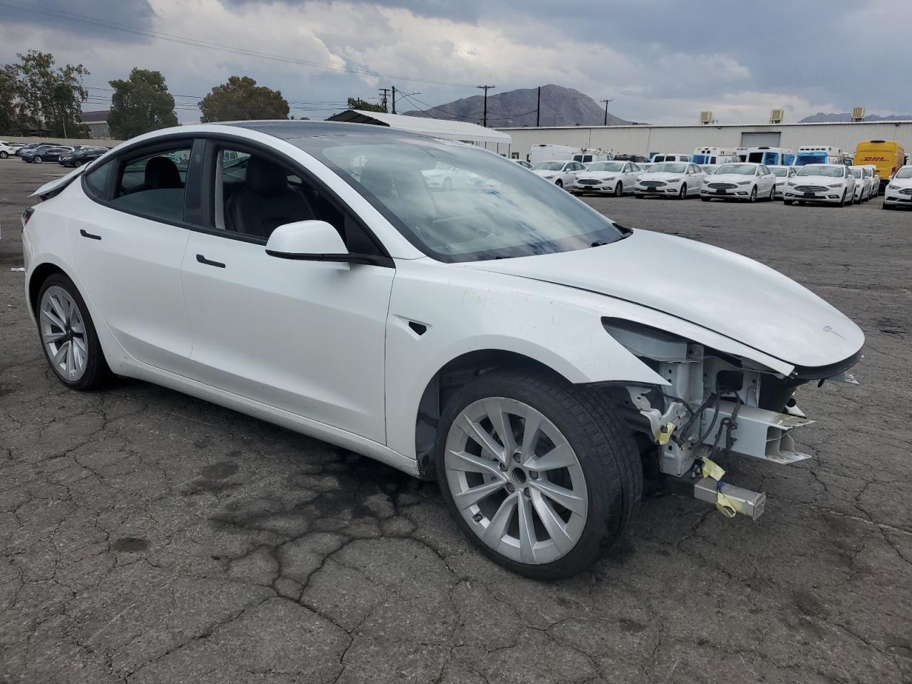 2021 Tesla Model 3 - Image 4