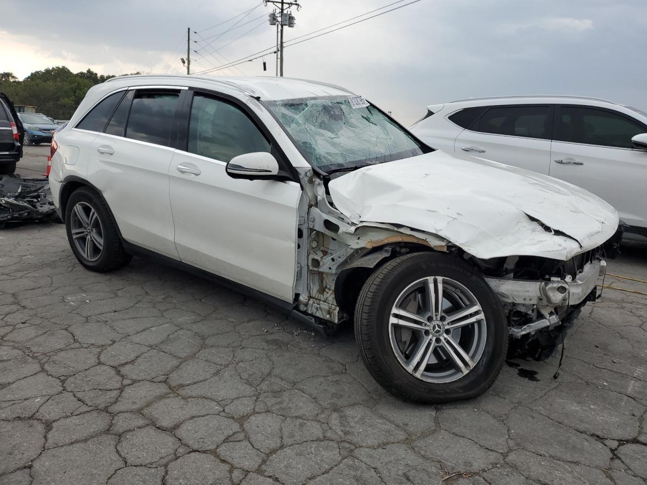 2022 Mercedes-Benz Glc 300 - Фото 4