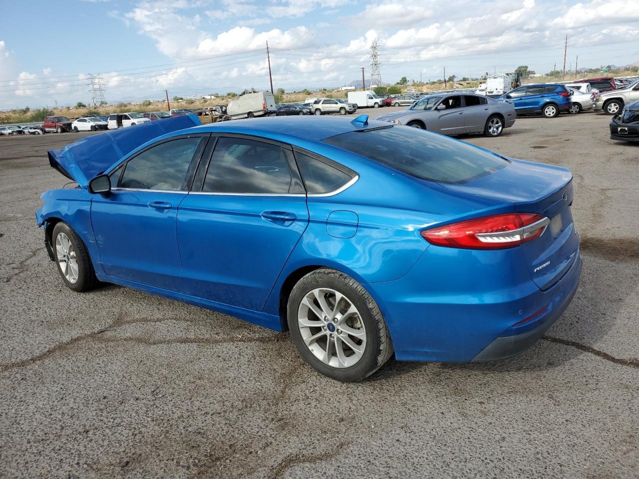 2019 Ford Fusion Se - Фото 2