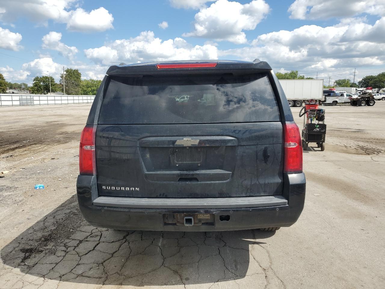 2015 Chevrolet Suburban K1500 Lt - Image 6