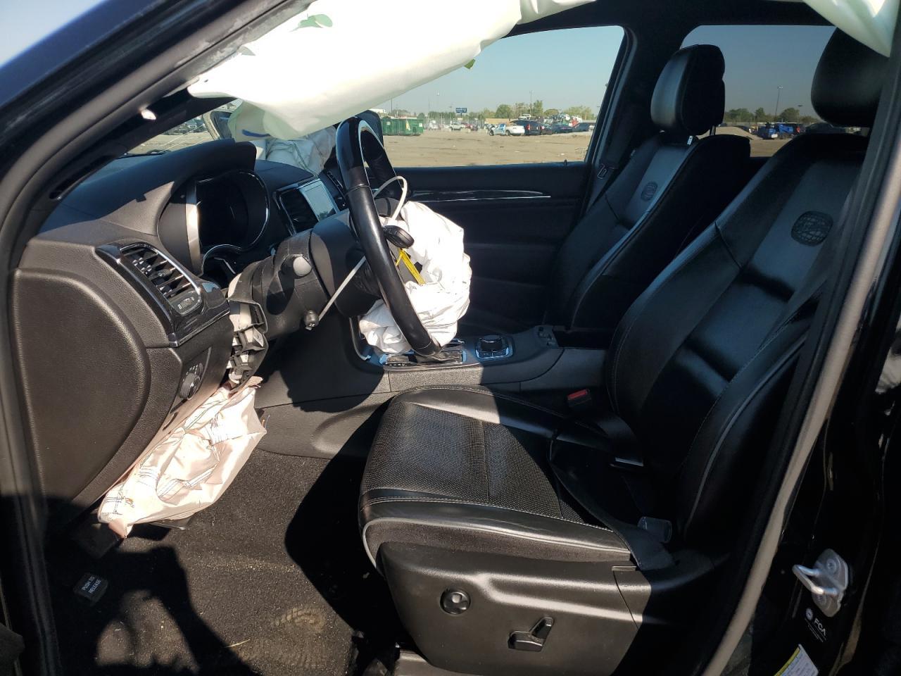 2021 Jeep Grand Cherokee Overland - Фото 7
