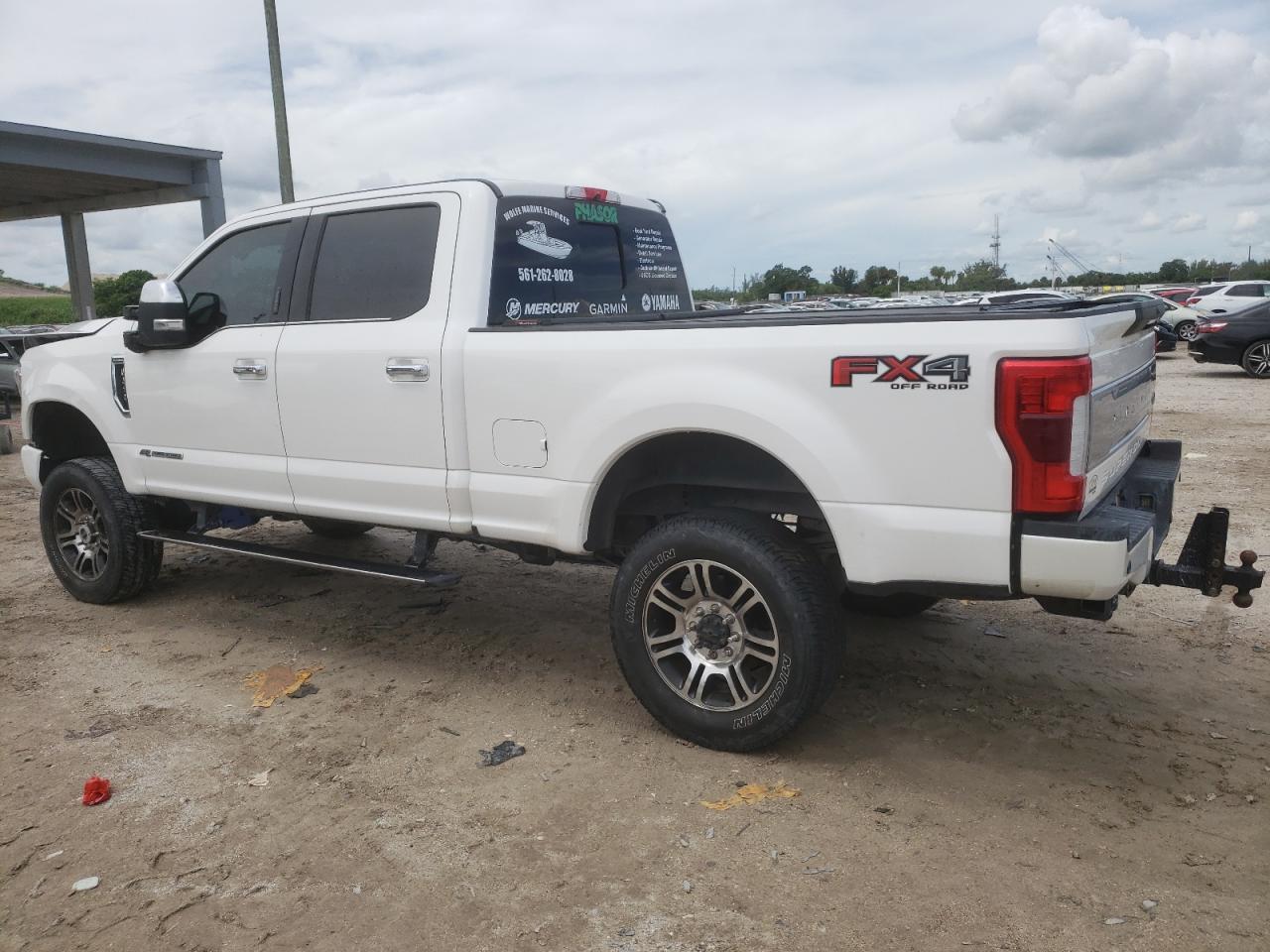 2019 Ford F250 Super Duty - Фото 2