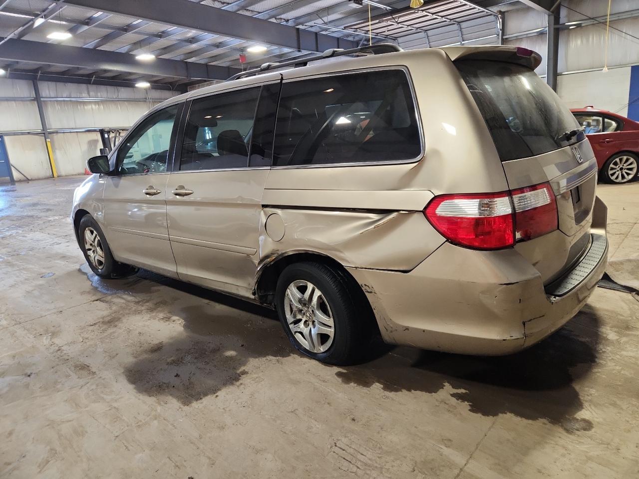 2005 Honda Odyssey Exl - Image 2