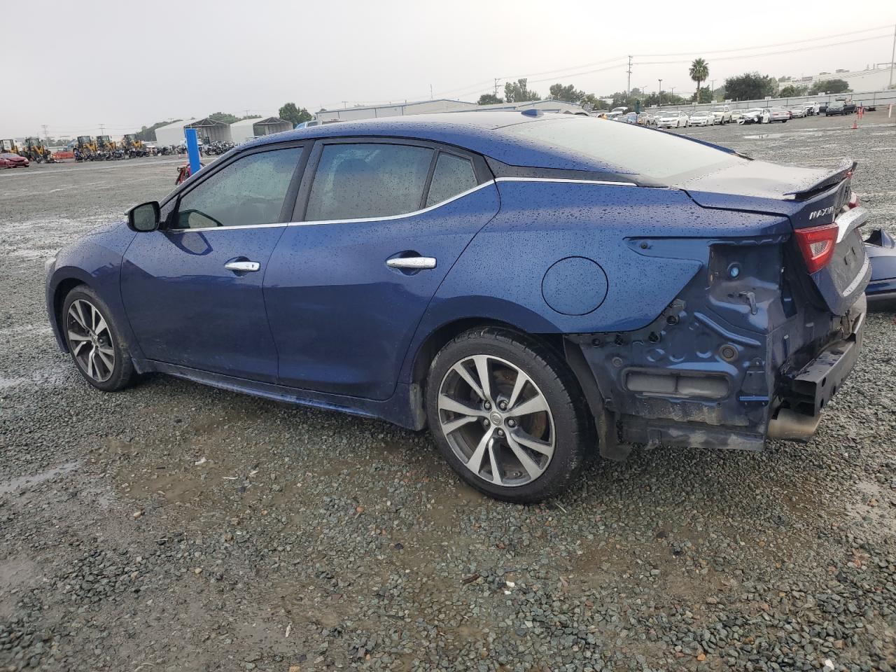2016 Nissan Maxima 3.5S - Image 2