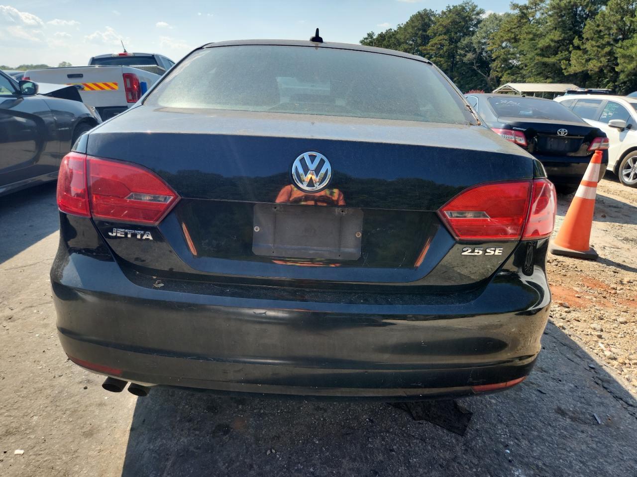 2011 Volkswagen Jetta Se - Image 6