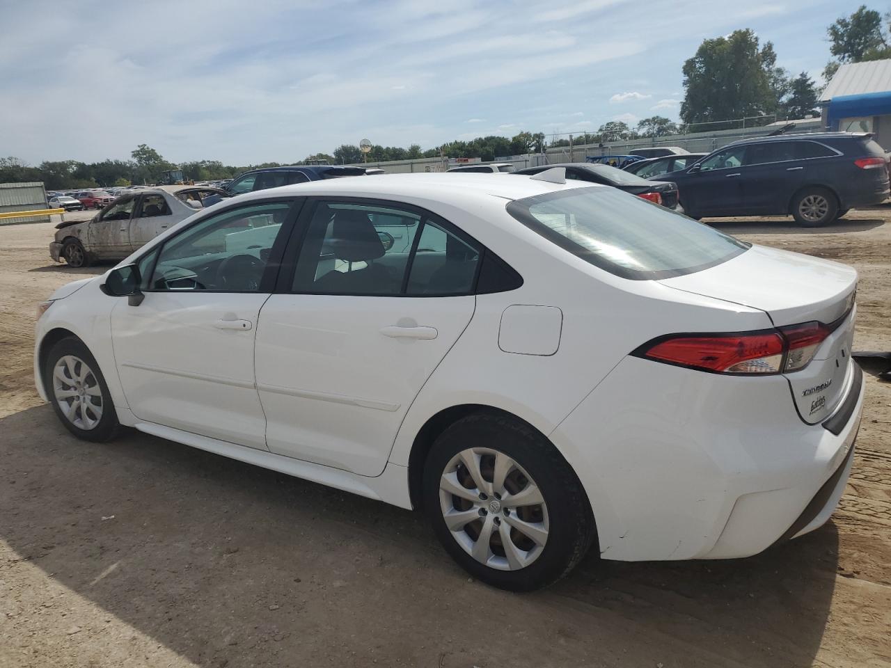2022 Toyota Corolla Le - Image 2