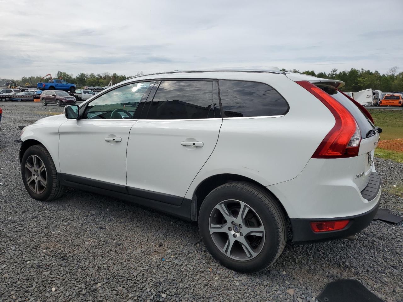 2013 Volvo Xc60 T6 - Image 2