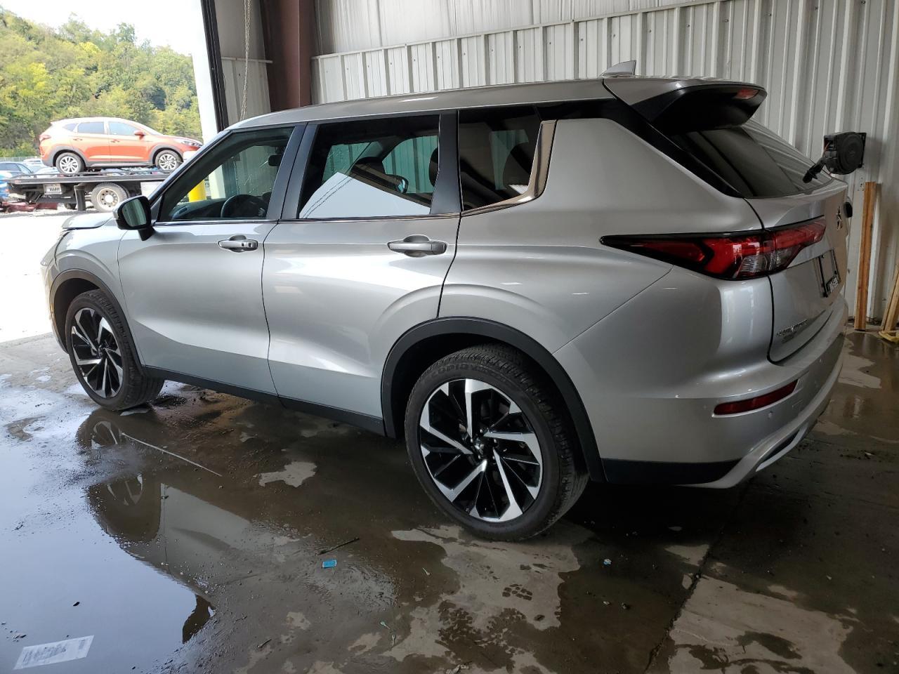 2023 Mitsubishi Outlander Se - Фото 2
