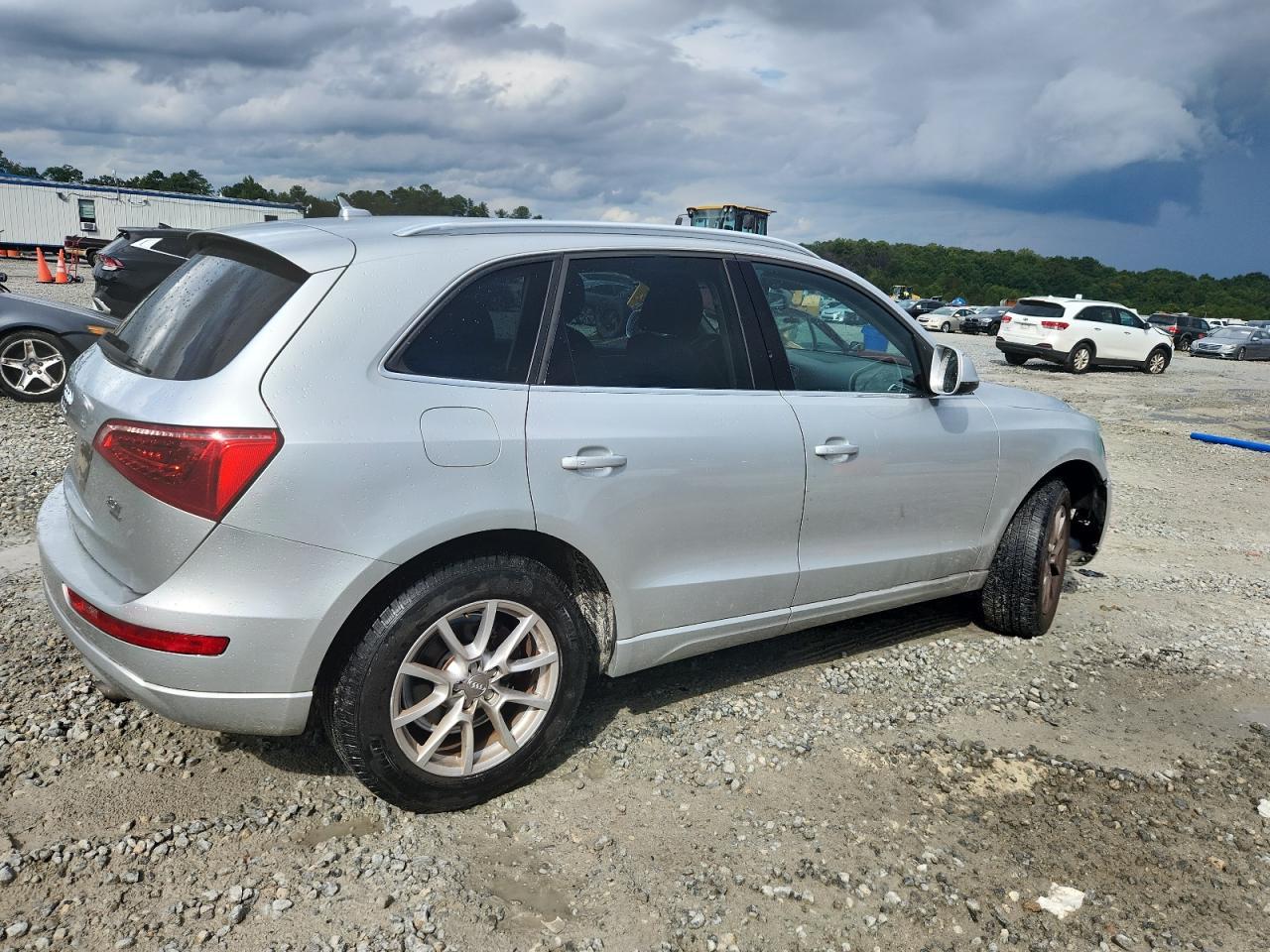 2011 Audi Q5 Premium - Image 3