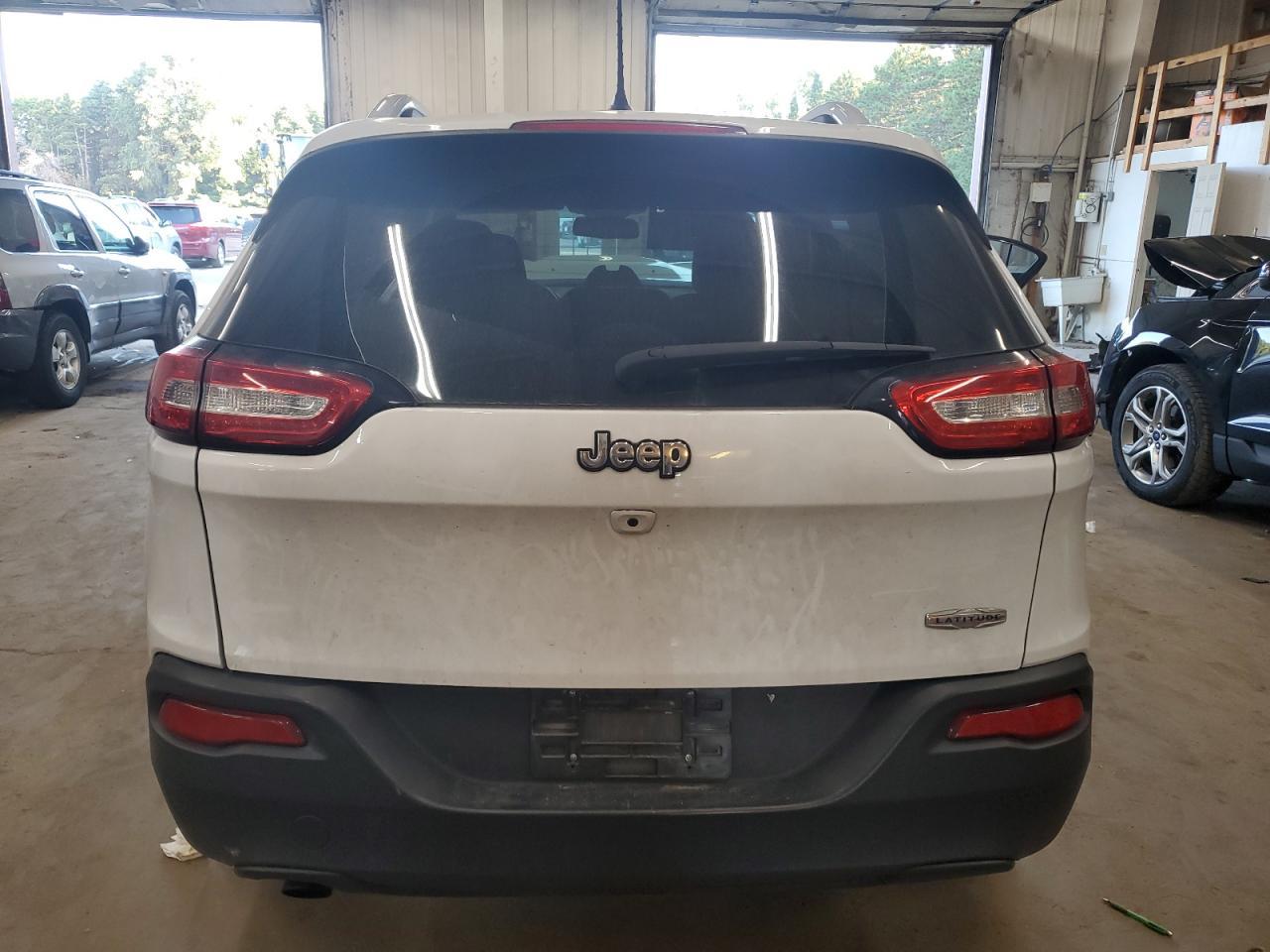 2018 Jeep Cherokee Latitude - Фото 6