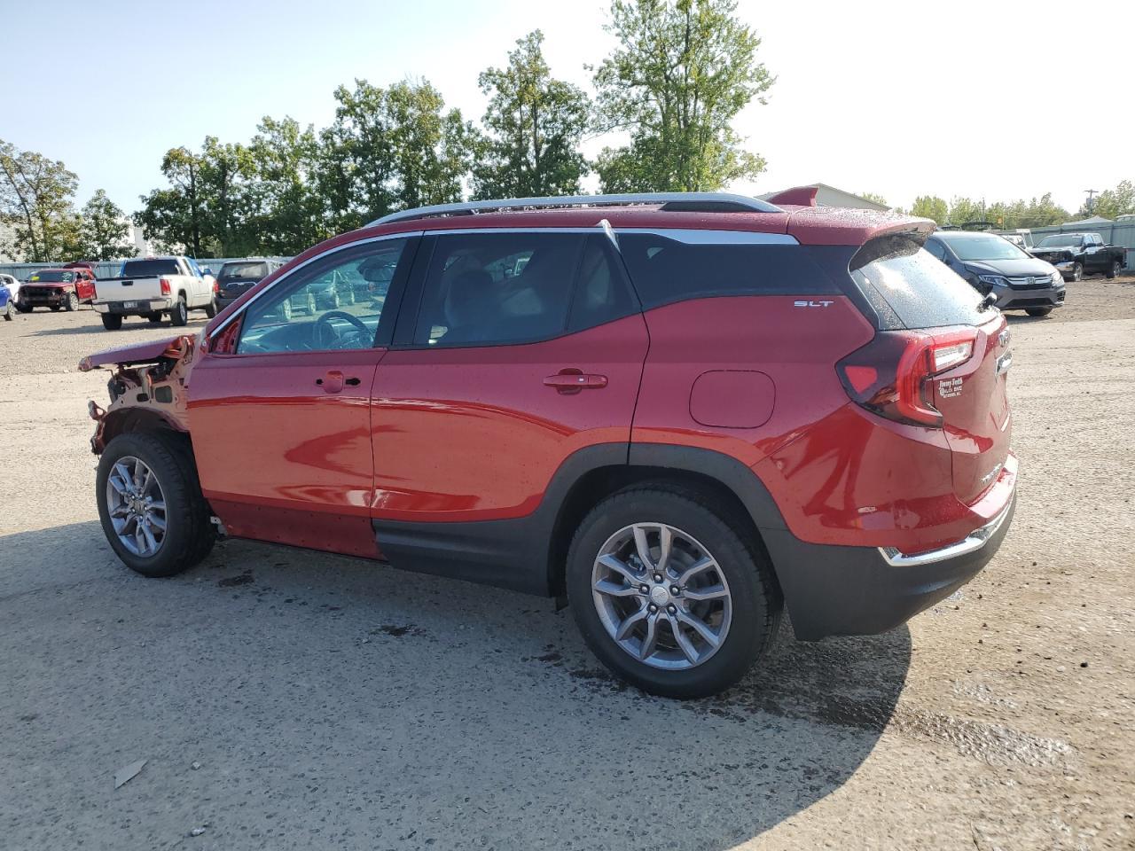 2023 GMC Terrain Slt - Фото 2
