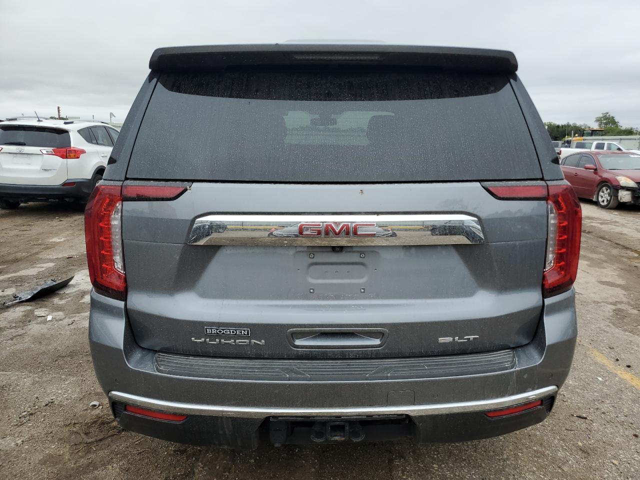2022 GMC Yukon Slt - Image 6