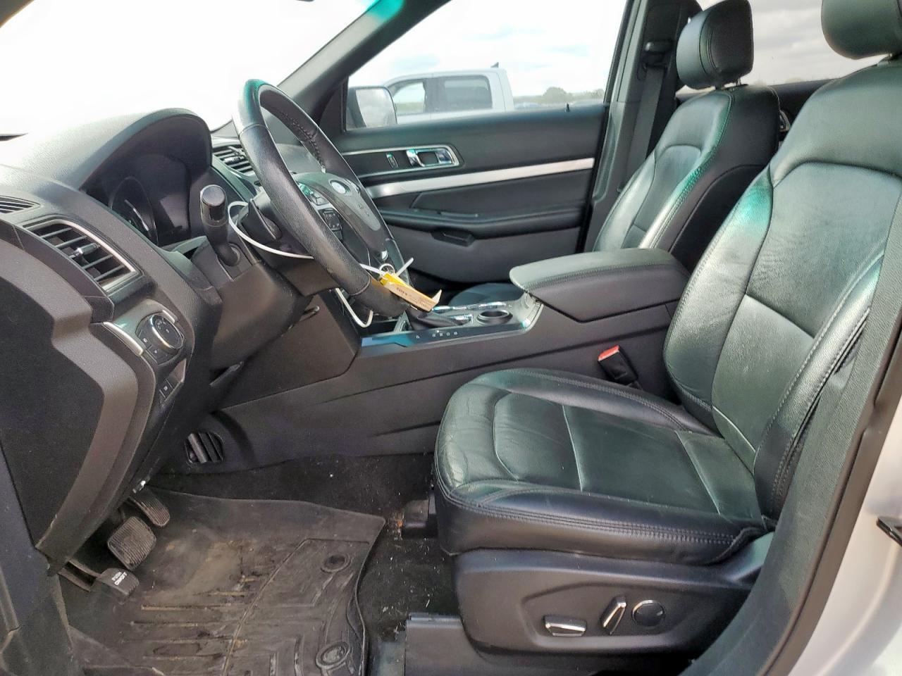 2017 Ford Explorer Xlt - Фото 7