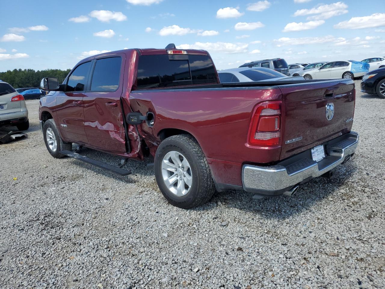 2024 Ram 1500 Laramie - Фото 2