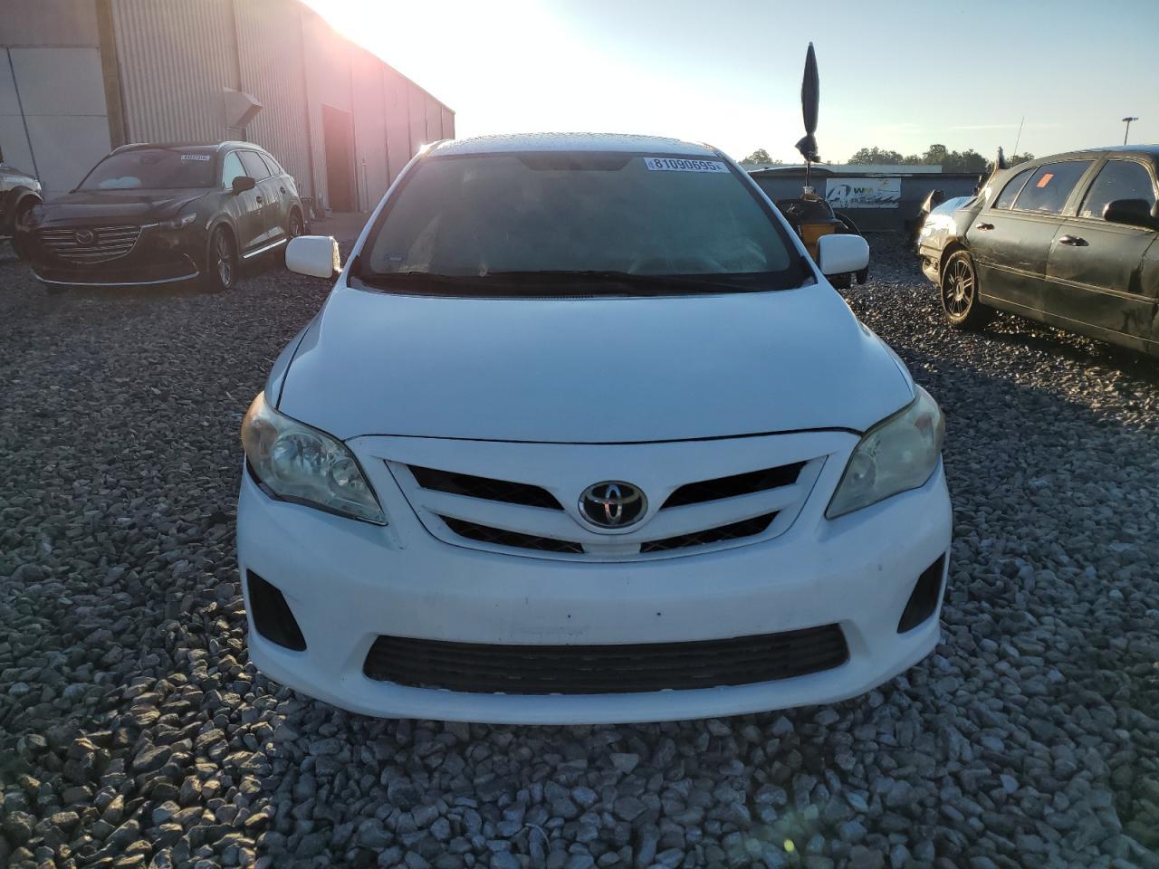 2011 Toyota Corolla Base - Фото 5