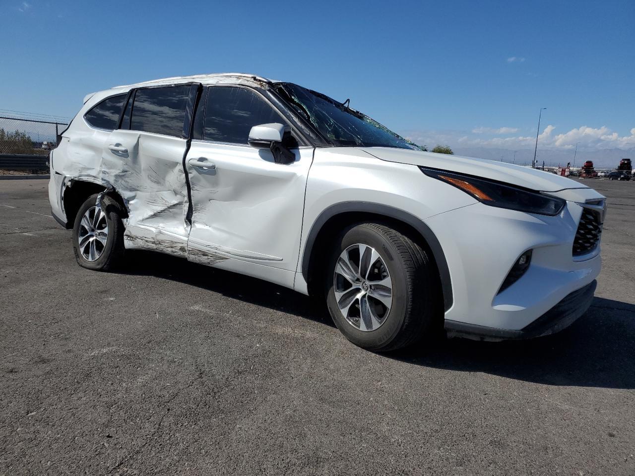 2022 Toyota Highlander - Фото 4