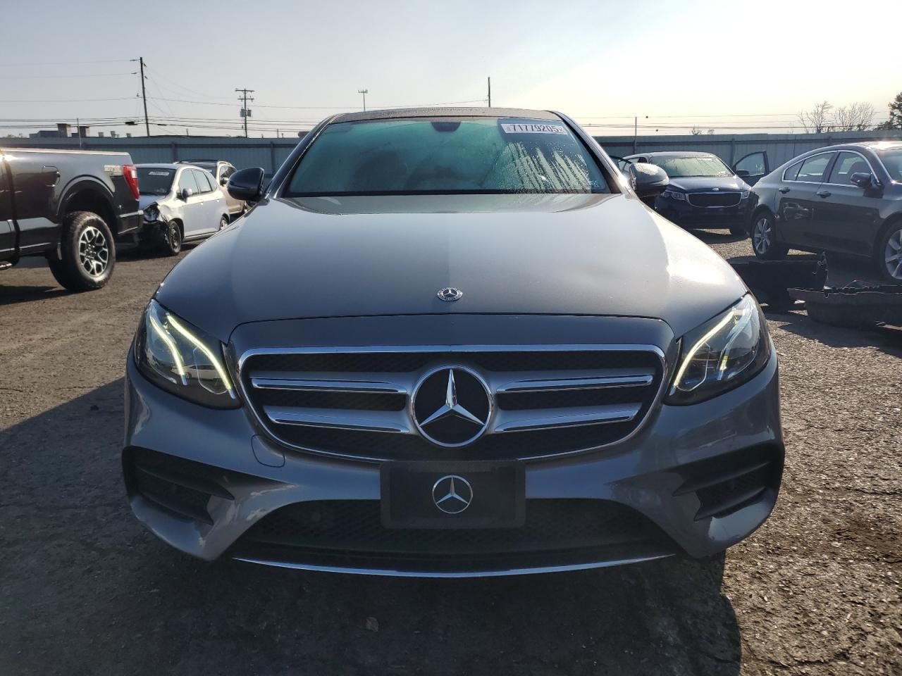 2018 Mercedes-Benz E 400 4Matic - Фото 5